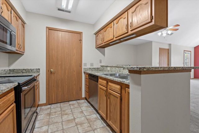 7972 N 107th STREET, Milwaukee, WI 53224