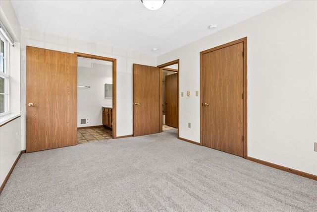7972 N 107th STREET, Milwaukee, WI 53224