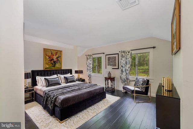 592 PROVINCE LINE RD, Hopewell, NJ 08525
