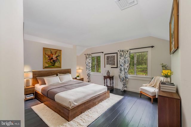 592 PROVINCE LINE RD, Hopewell, NJ 08525