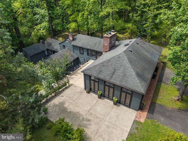 592 PROVINCE LINE RD, Hopewell, NJ 08525