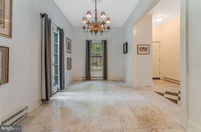 592 PROVINCE LINE RD, Hopewell, NJ 08525
