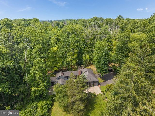 592 PROVINCE LINE RD, Hopewell, NJ 08525