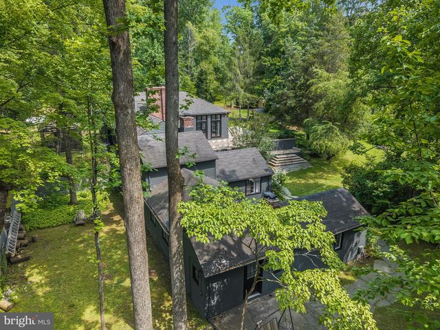592 PROVINCE LINE RD, Hopewell, NJ 08525