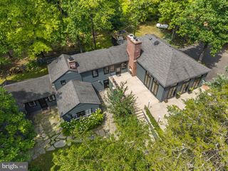 592 PROVINCE LINE RD, Hopewell, NJ 08525