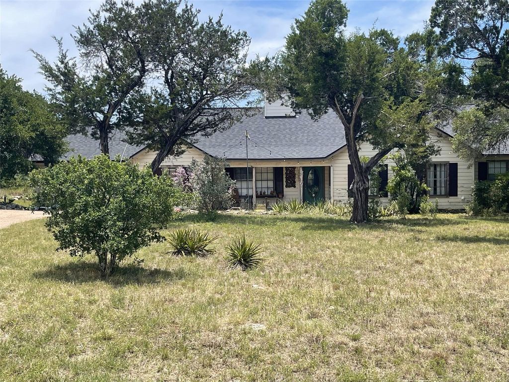 13603 Overland PASS, Bee Cave, TX 78738
