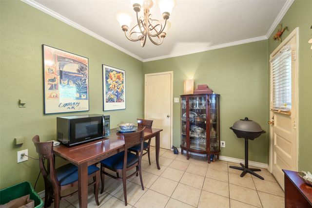 708 N Bailey Avenue, Fort Worth, TX 76107