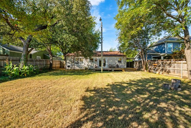 708 N Bailey Avenue, Fort Worth, TX 76107