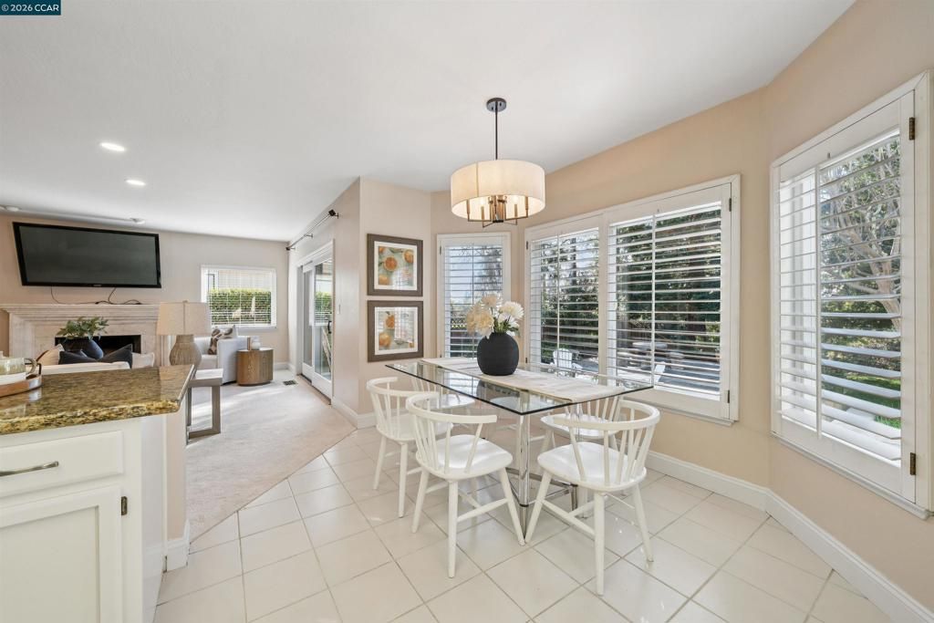 Image 15 of property listing at 3840 3840 Cottonwood Dr, Danville, CA 94506