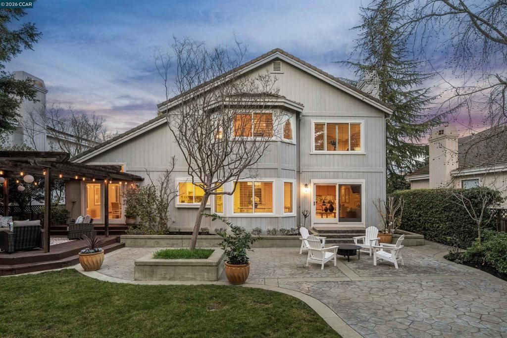 Image 45 of property listing at 3840 3840 Cottonwood Dr, Danville, CA 94506