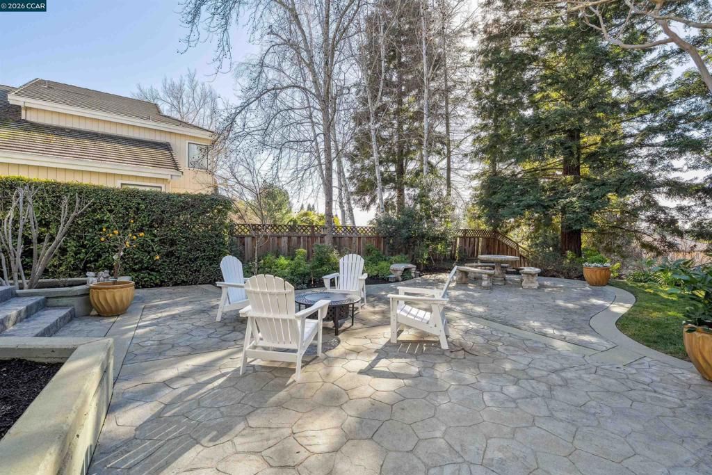 Image 54 of property listing at 3840 3840 Cottonwood Dr, Danville, CA 94506