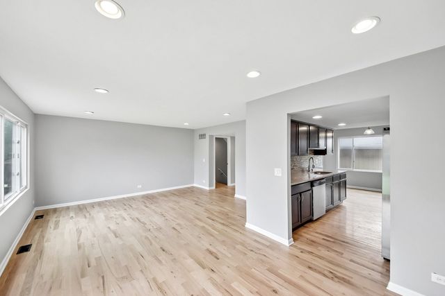 641 Sundance Drive, Bolingbrook, IL 60440
