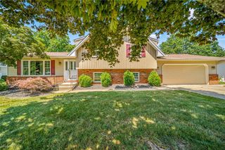9421 Ridgeside Drive, Mentor, OH 44060