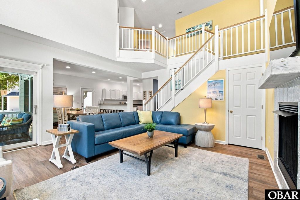 Image 15 of property listing at 547 Magnolia Court, Corolla, NC 27927
