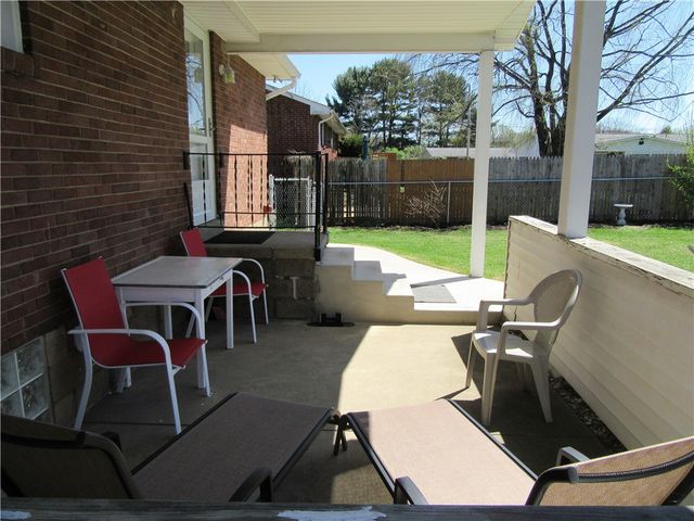 132 Westpoint Drive, Hempfield Twp, PA 15601