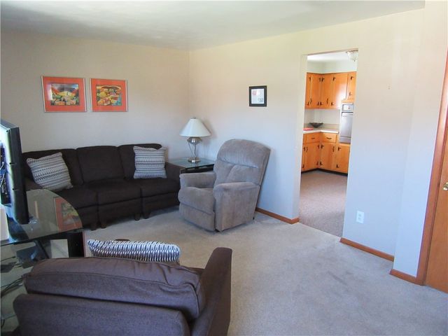 132 Westpoint Drive, Hempfield Twp, PA 15601