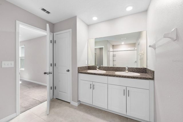 7217 RONNIE GARDENS COURT, Tampa, FL 33619