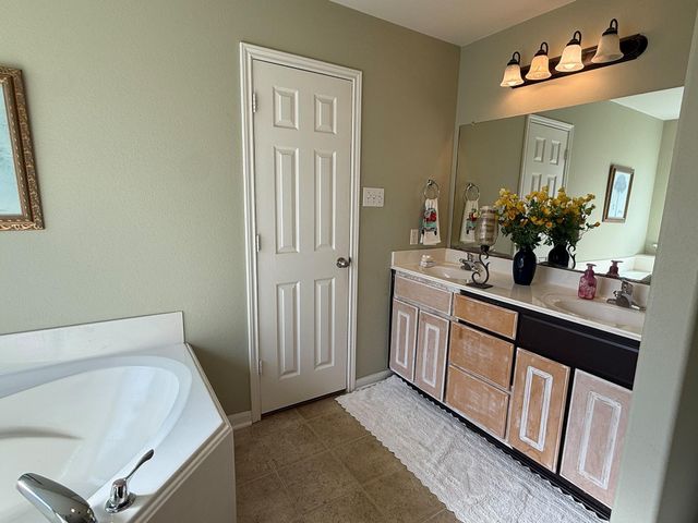 3910 Cloudbluff Lane, Richmond, TX 77469
