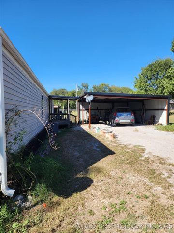 101 S 7th Street, Madill, OK 73446