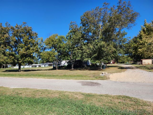 101 S 7th Street, Madill, OK 73446