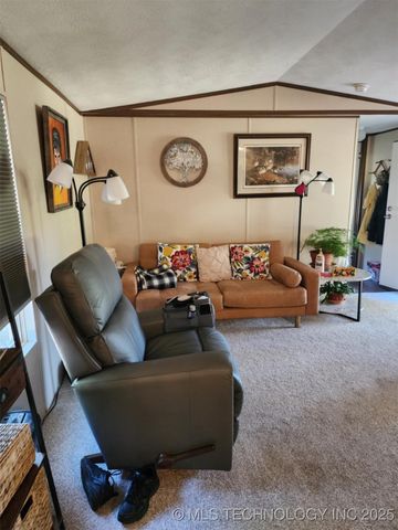 101 S 7th Street, Madill, OK 73446