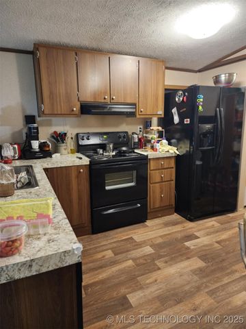 101 S 7th Street, Madill, OK 73446