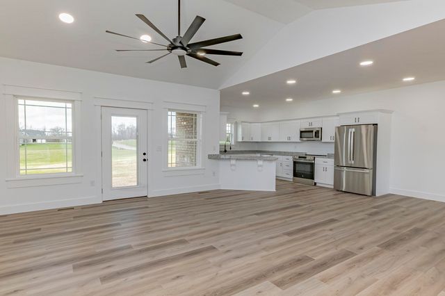 1941 S Shepola Road, Nancy, KY 42544