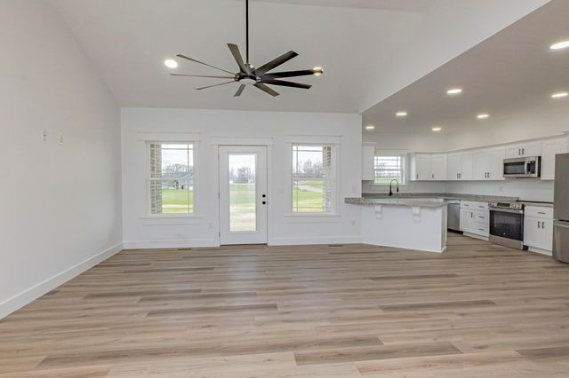 1941 S Shepola Road, Nancy, KY 42544