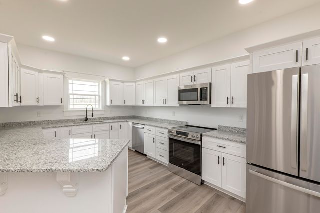 1941 S Shepola Road, Nancy, KY 42544