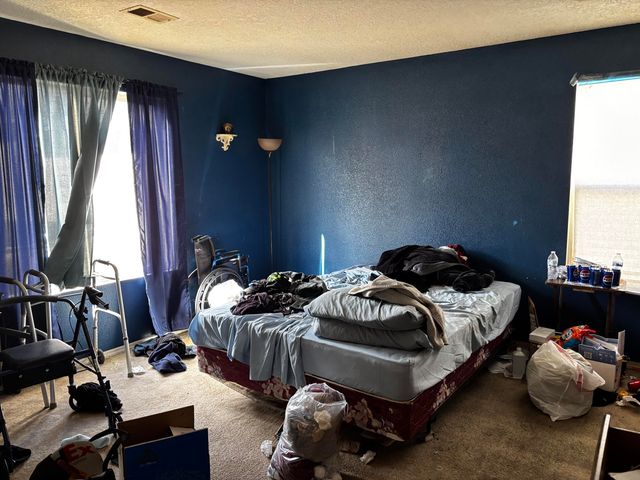 487 Treasure Stone Drive SW, Albuquerque, NM 87121