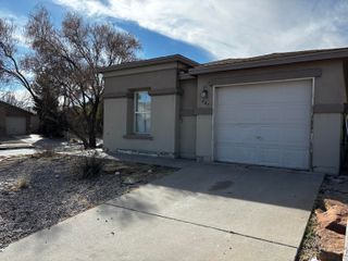 487 Treasure Stone Drive SW, Albuquerque, NM 87121
