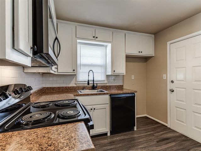 223 E Jacobs Drive, Midwest City, OK 73110
