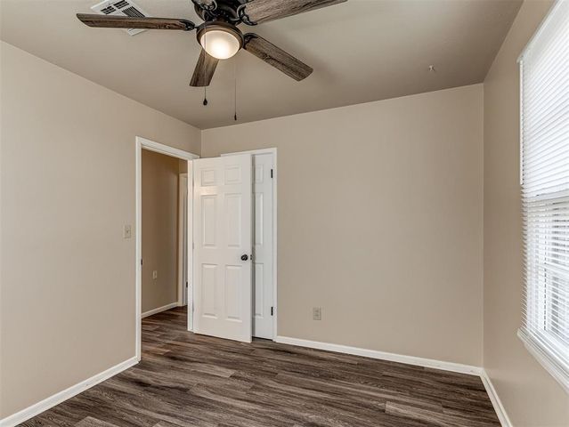 223 E Jacobs Drive, Midwest City, OK 73110