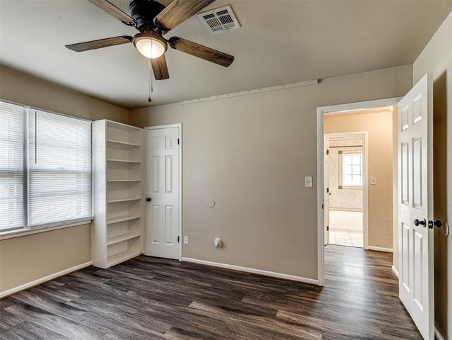 223 E Jacobs Drive, Midwest City, OK 73110