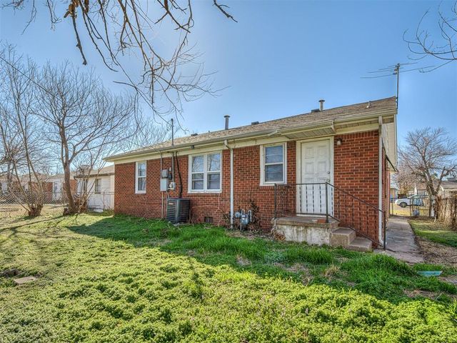 223 E Jacobs Drive, Midwest City, OK 73110