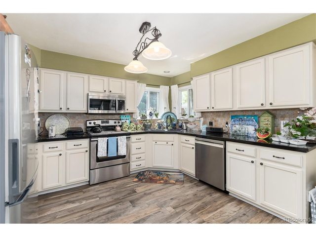 963 Garden Dr, Highlands Ranch, CO 80126