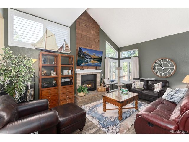 963 Garden Dr, Highlands Ranch, CO 80126