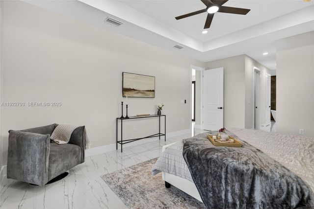 1129 SW 24th St, Cape Coral, FL 33991