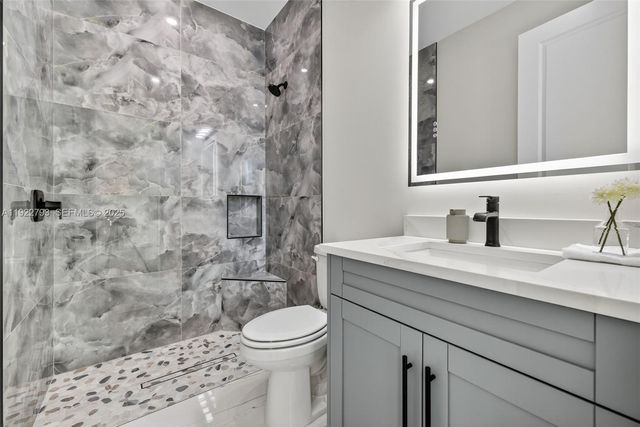 1129 SW 24th St, Cape Coral, FL 33991