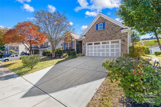 137 Chertsey Drive, Mooresville, NC 28115