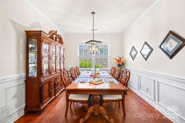 137 Chertsey Drive, Mooresville, NC 28115