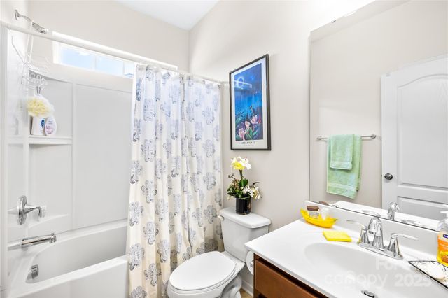 137 Chertsey Drive, Mooresville, NC 28115