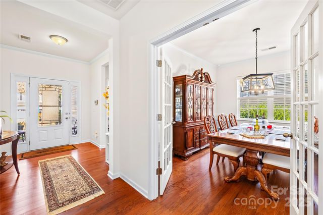 137 Chertsey Drive, Mooresville, NC 28115