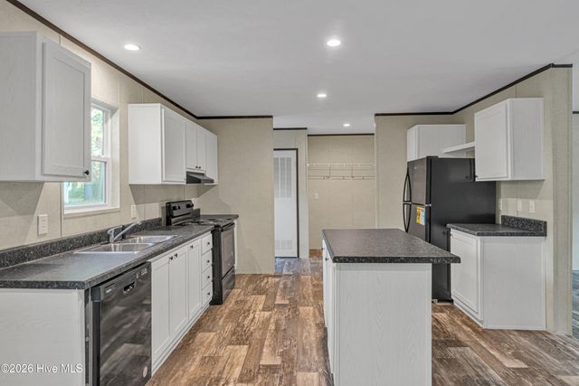 730 Gurganus Road, Maple Hill, NC 28454