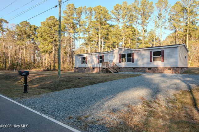 730 Gurganus Road, Maple Hill, NC 28454