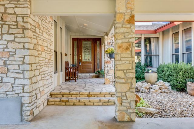 6015 Tonkowa TRL, Georgetown, TX 78628