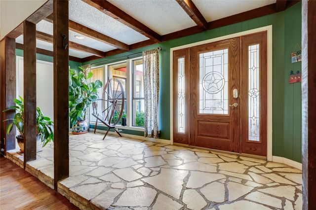 6015 Tonkowa TRL, Georgetown, TX 78628