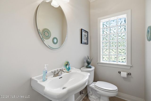 136 Saint Annes Drive, Hattiesburg, MS 39401