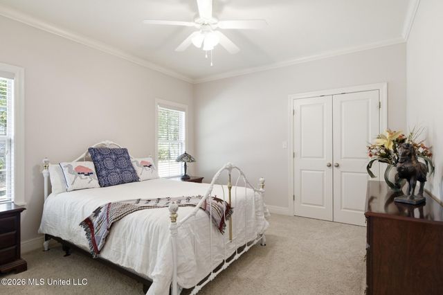 136 Saint Annes Drive, Hattiesburg, MS 39401