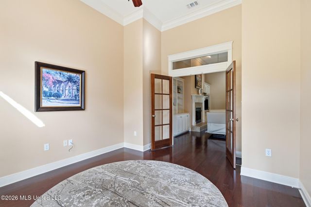 136 Saint Annes Drive, Hattiesburg, MS 39401